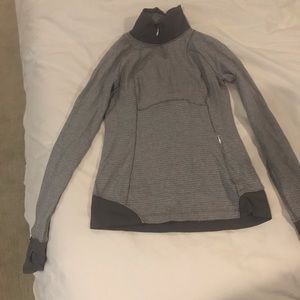 Lululemon 1/4 Zip Grey and White